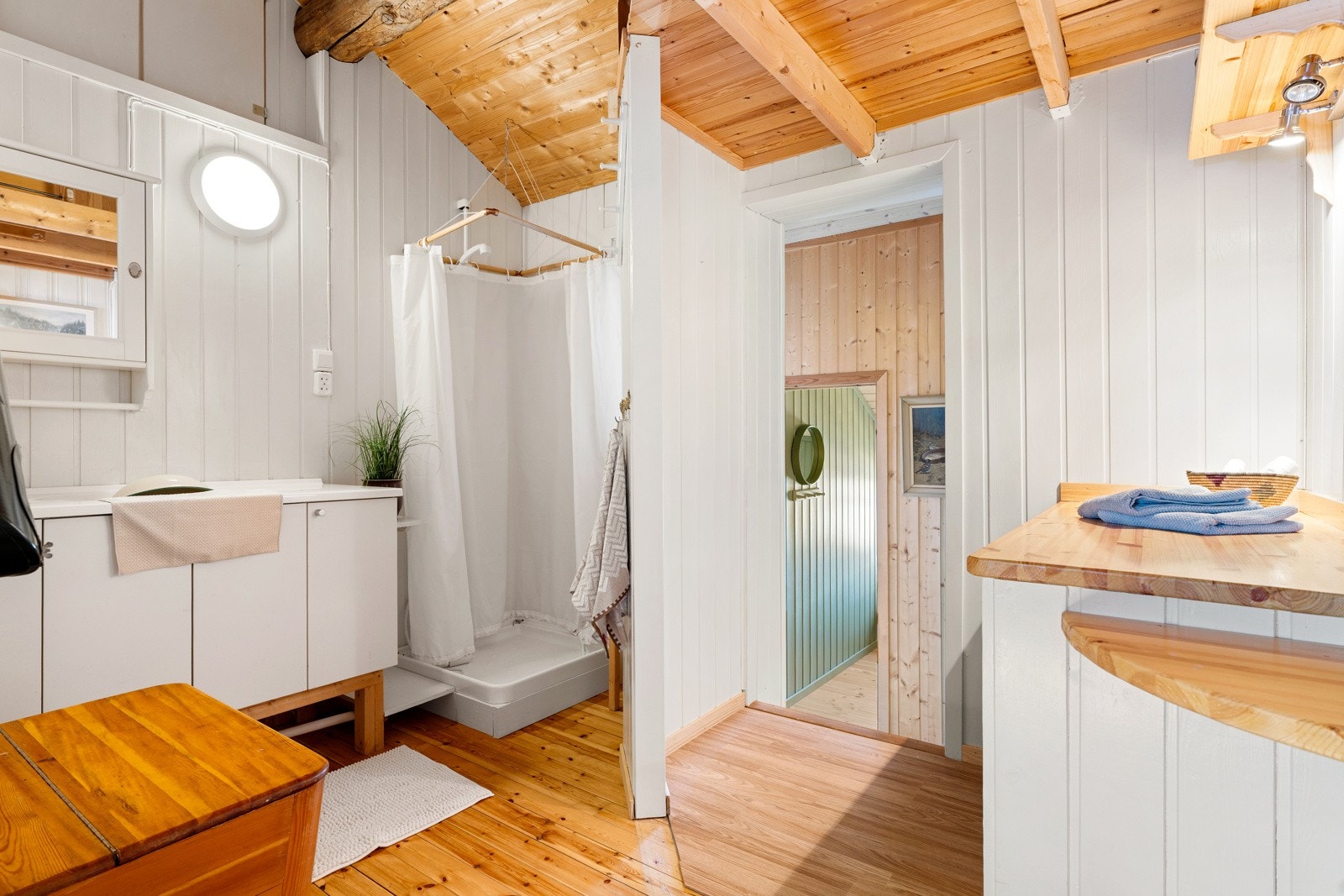 Fra stuen har man tilgang til stellerommet på ca. 7 kvm Galleribilde