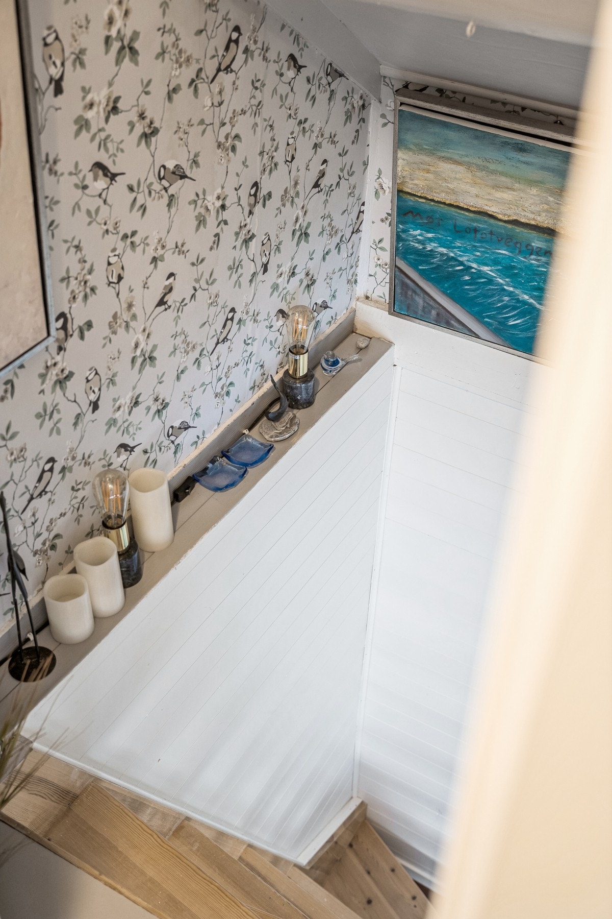 Fra kjøkkenet tar vi trappa opp i loftsetasjen. Galleribilde