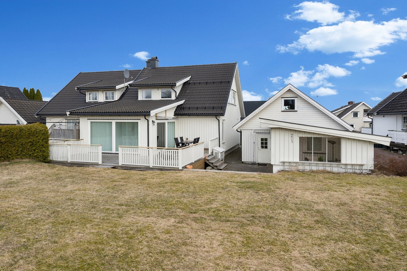 Barnevennlig og solrikt! Galleribilde