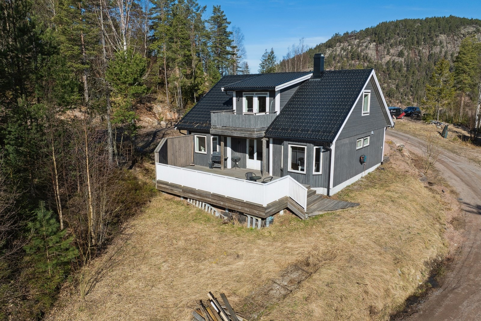 Fredrik Mørch Døviken v/DNB Eiendom presenterer Torgrims vei 10! Galleribilde