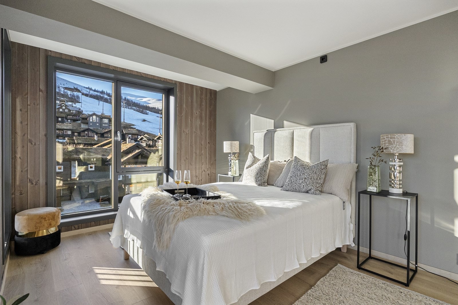 Det er flott utsikt oppover mot alpinbakken! Galleribilde