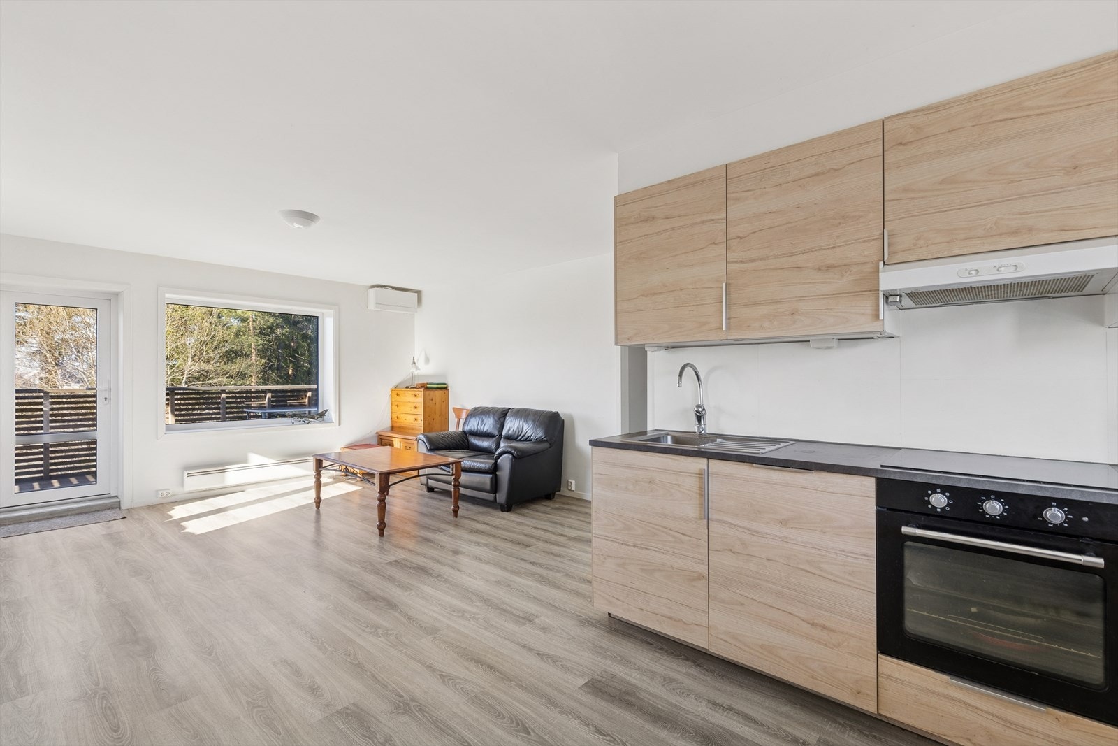 Åpen løsning mot stuen. Galleribilde