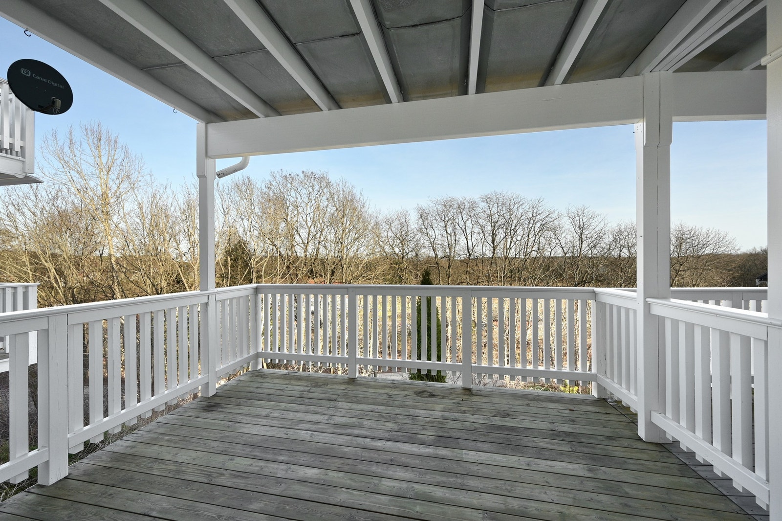 Her er det god plass til hagemøbler Galleribilde