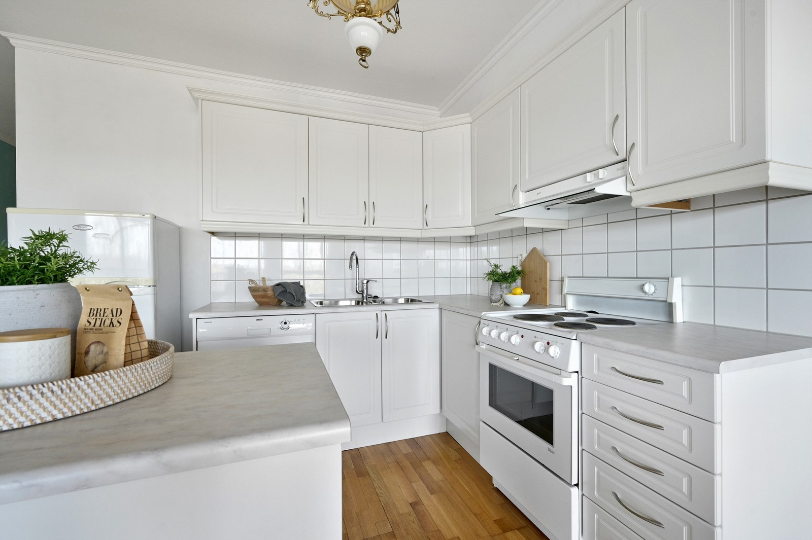 Hvitevarer medfølger i den stand det er ved visning Galleribilde