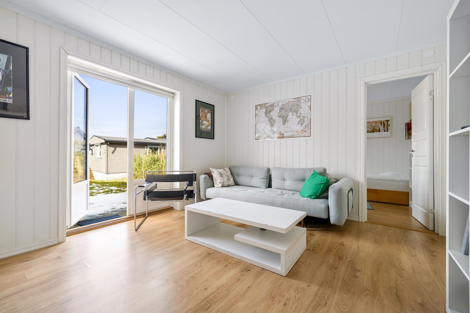 Med både stue og to soverom fungerer underetasjen gjerne som barnas egen avdeling. Galleribilde