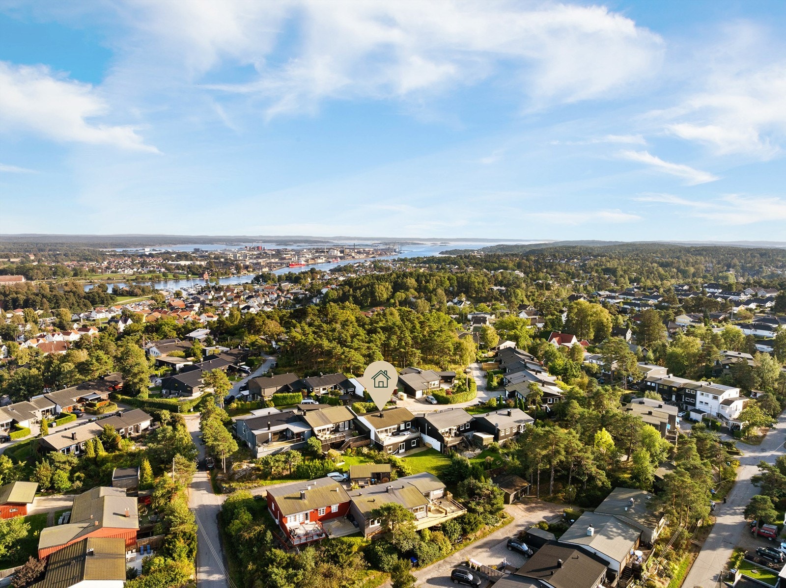 Solhjulet 9 presenteres av Kenneth Graarud Olsen i Krogsveen. Galleribilde