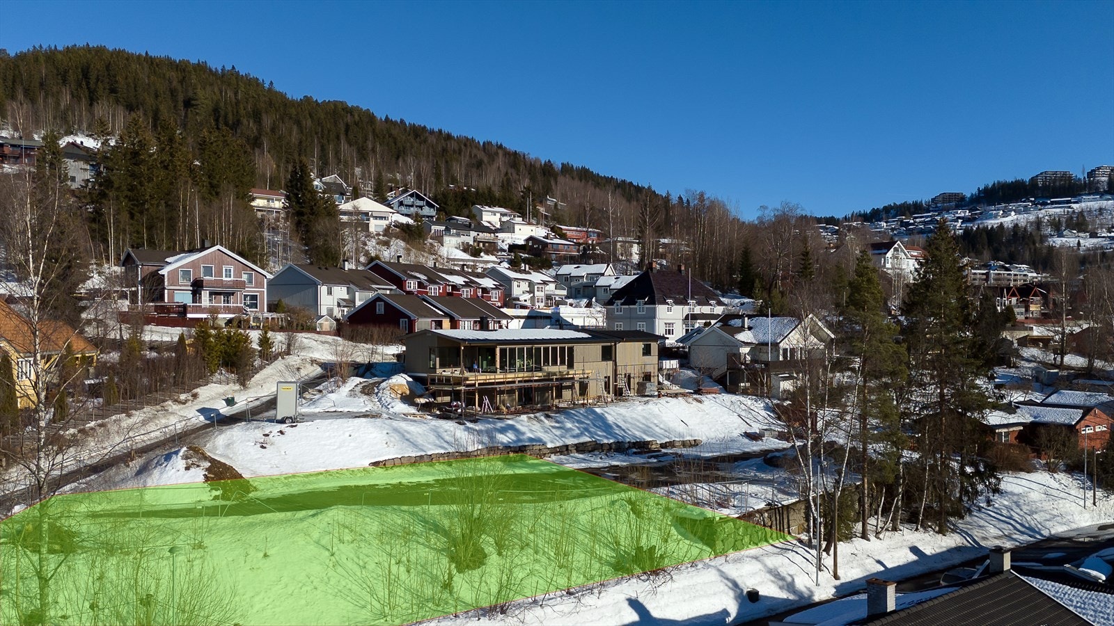 Eiendommen ligger i et etablert og attraktivt område sentralt på Lillehammer. Galleribilde