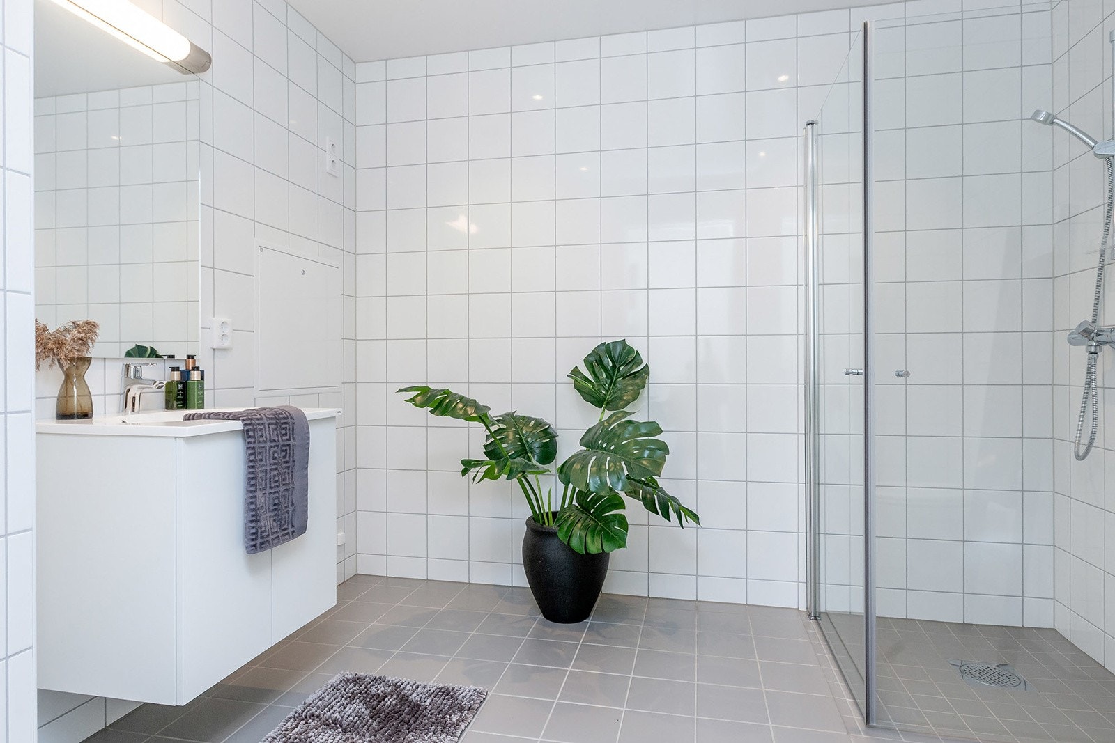 Flislagt bad Galleribilde