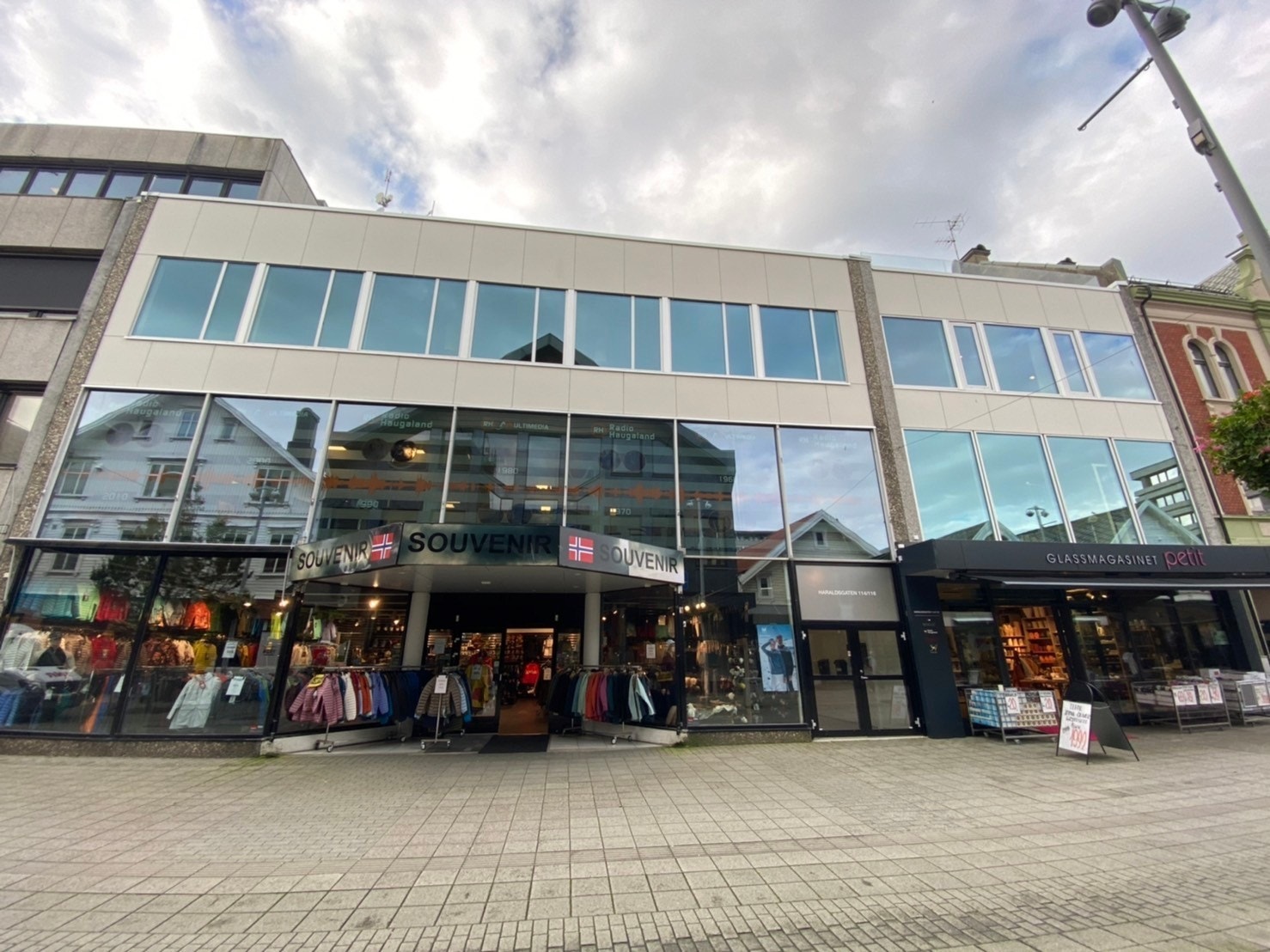 Inngang fra Haraldsgata. Galleribilde