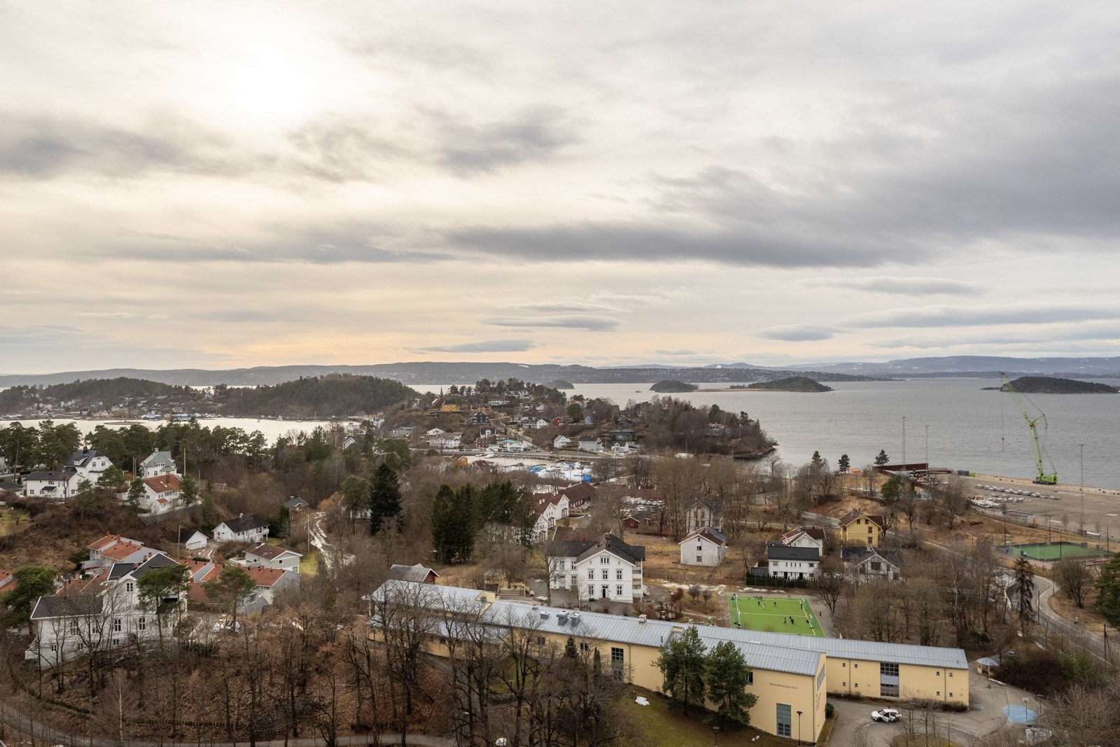 Fra leiligheten kan man nyte en fantastisk fjordutsikt. Galleribilde
