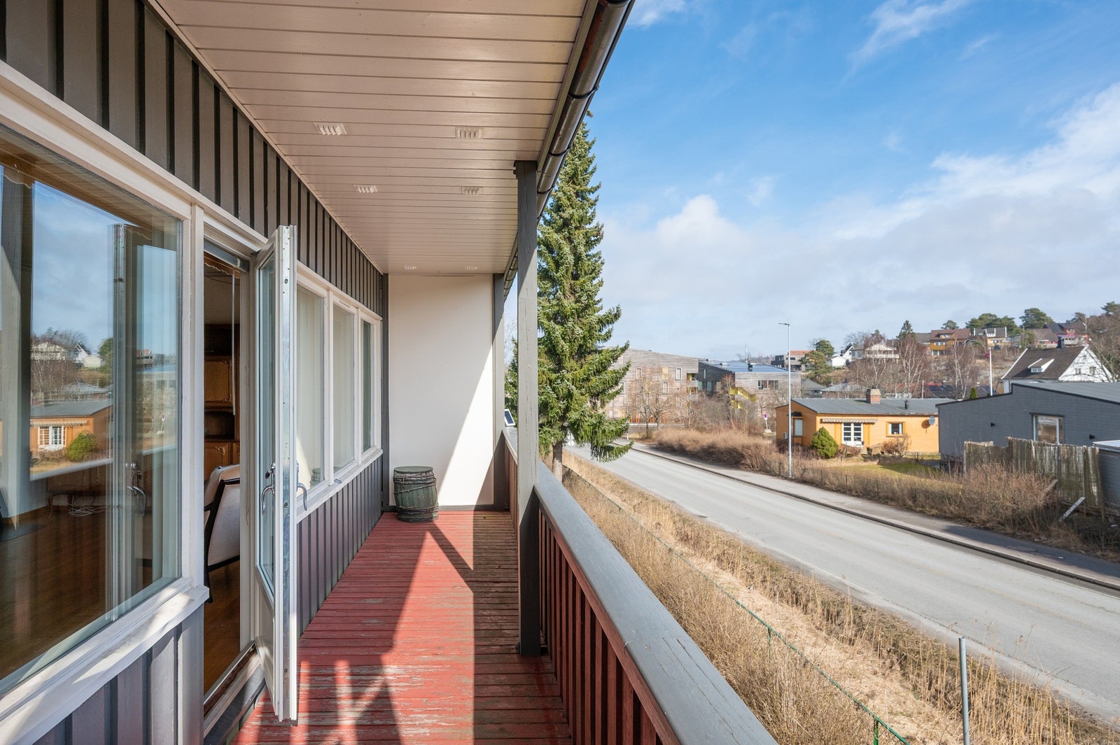 Uteplassen er overbygd. Galleribilde