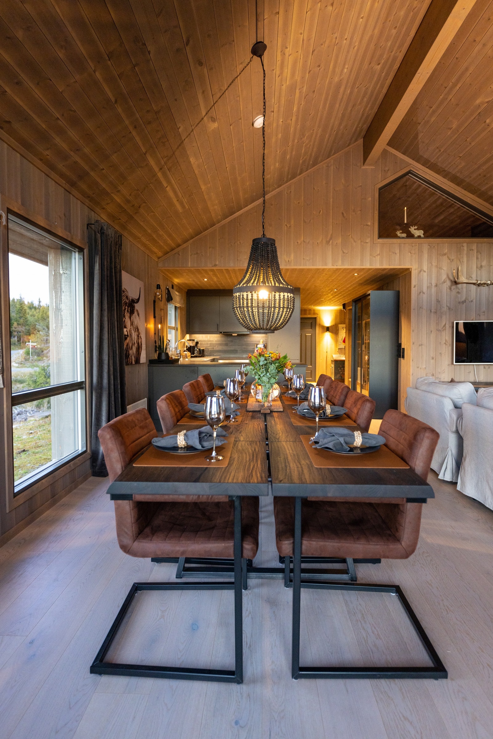 Spisestue/kjøkken tilsvarende modell Galleribilde