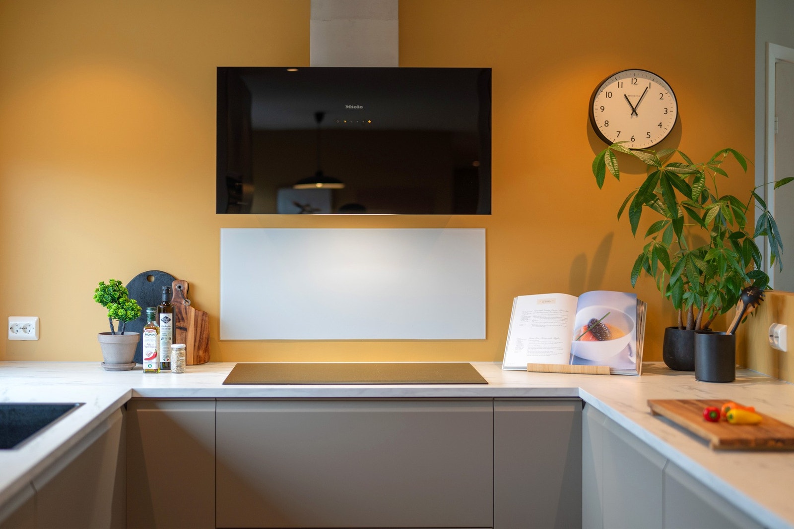 Kjøkken oppgradert (delvis gjenbruk av stammer fra 2016-kjøkken) Galleribilde