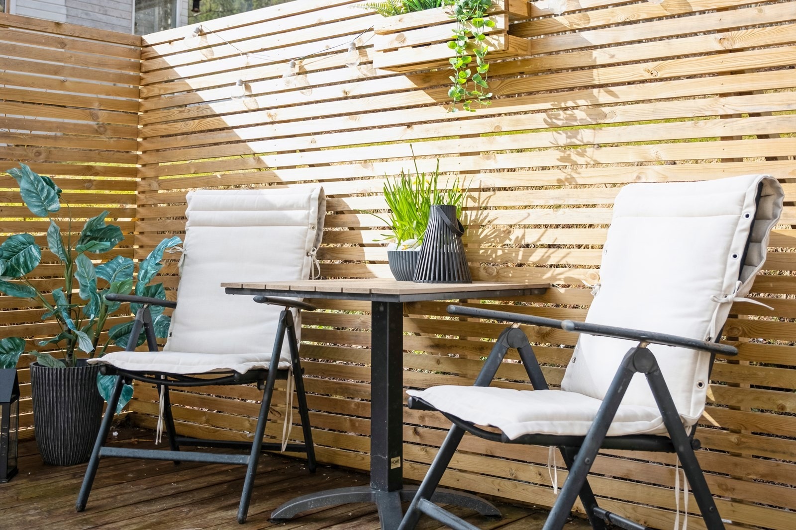 Uteplass Galleribilde