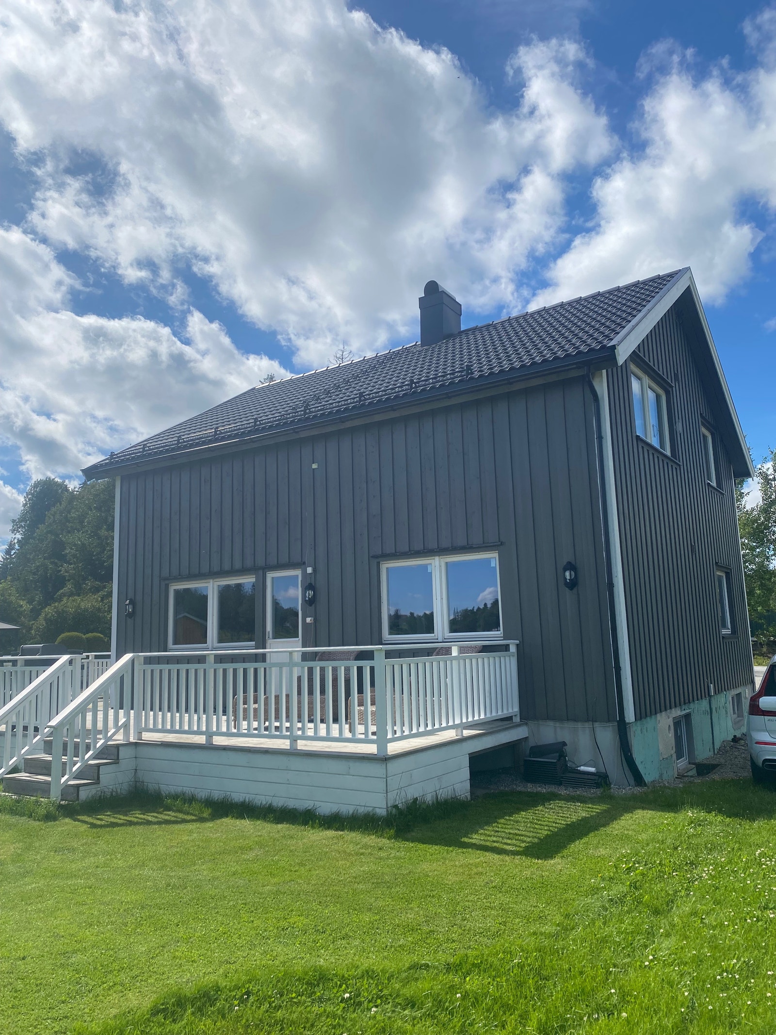 Fasade med terrasse Galleribilde