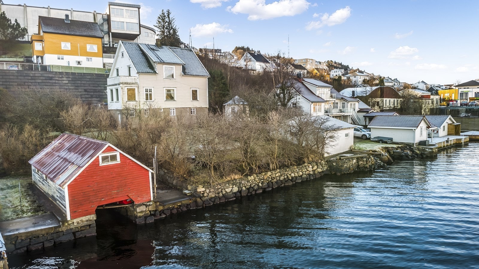 Eiendomsmegler MNEF Anita Cecilie Gabrielsen ønsker velkommen til Listerveien 34! Galleribilde