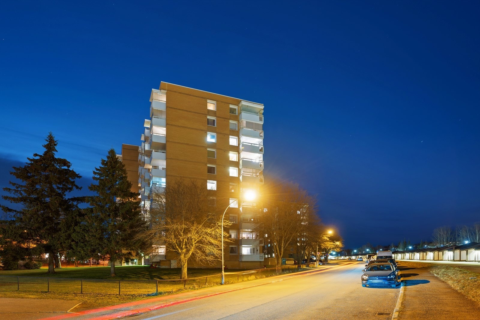 Leiligheten ligger i 10. etasje med heisadkomst. Galleribilde