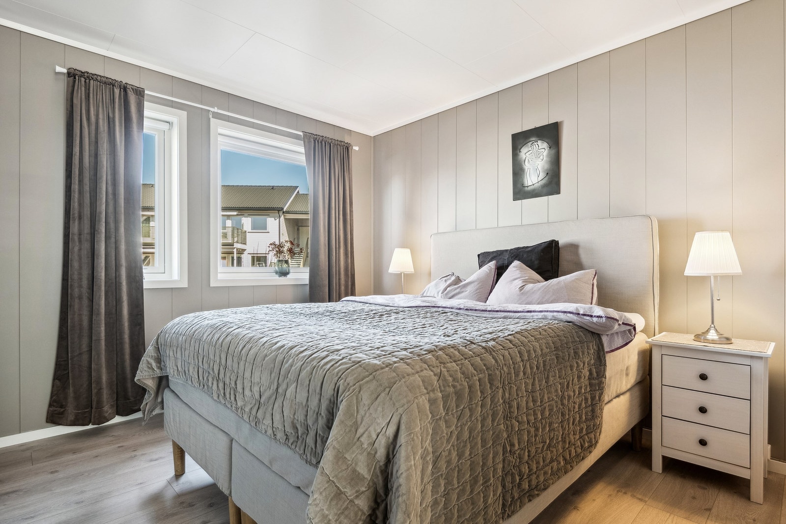 Leiligheten består av to lyse og gode soverom. Galleribilde