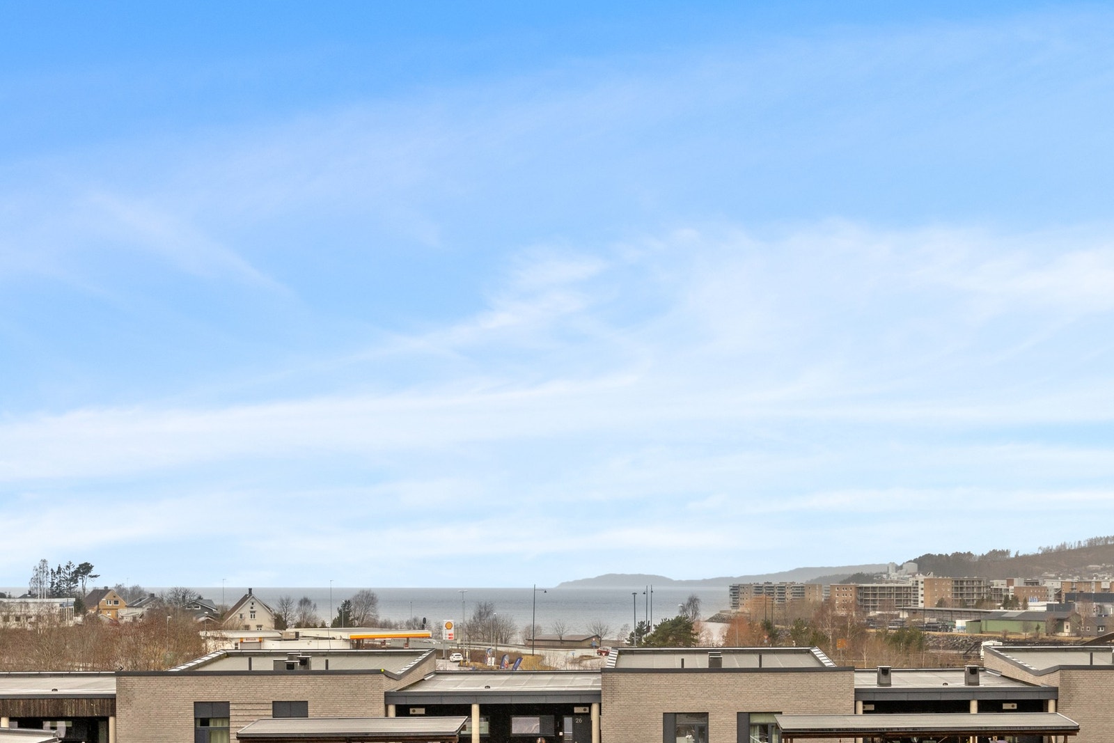 Panorama over byen og mot sjøen! Galleribilde