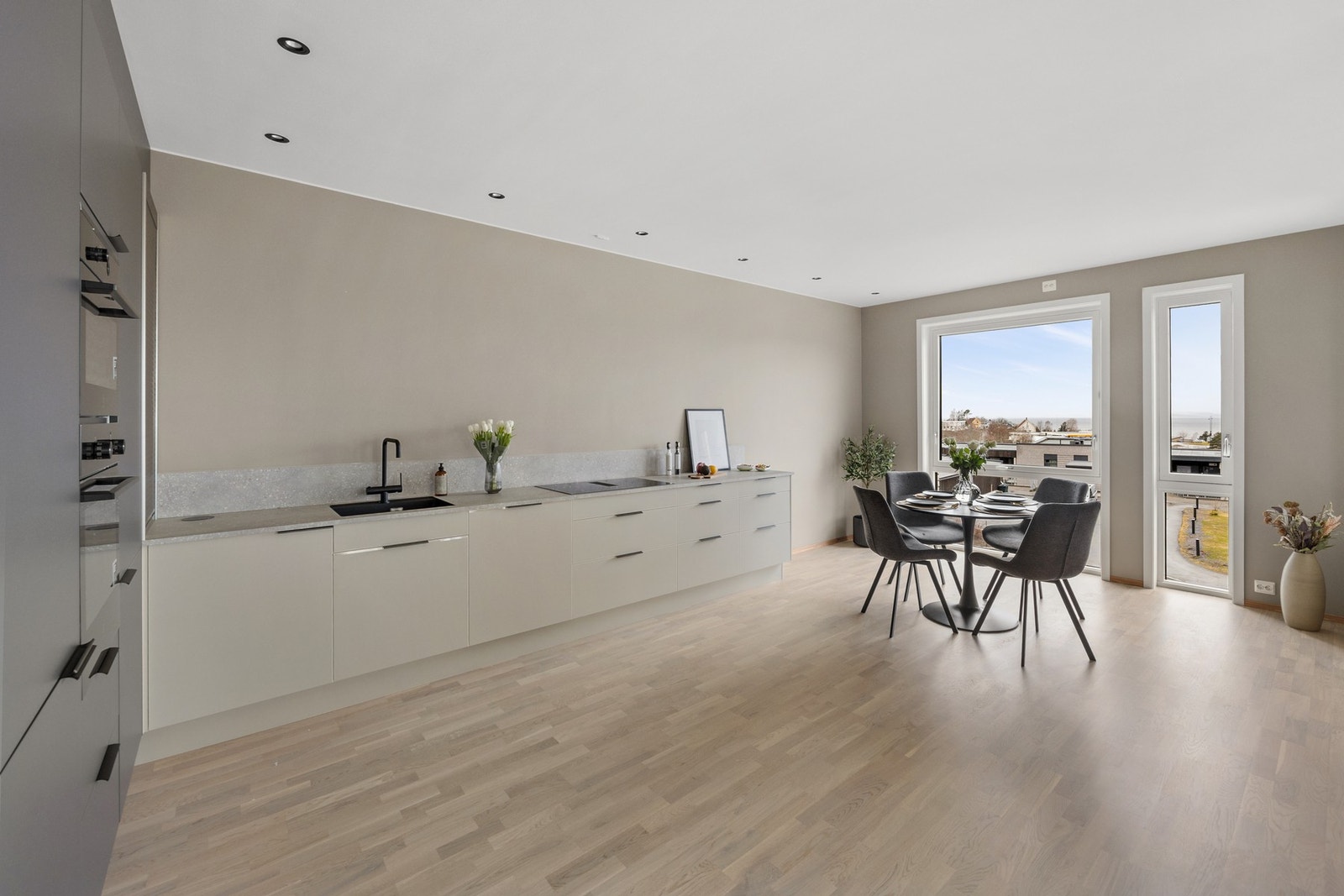 Velkommen til Teglverksvegen 29, presentert av EiendomsMegler 1 v/ Sigve Haugdahl Galleribilde