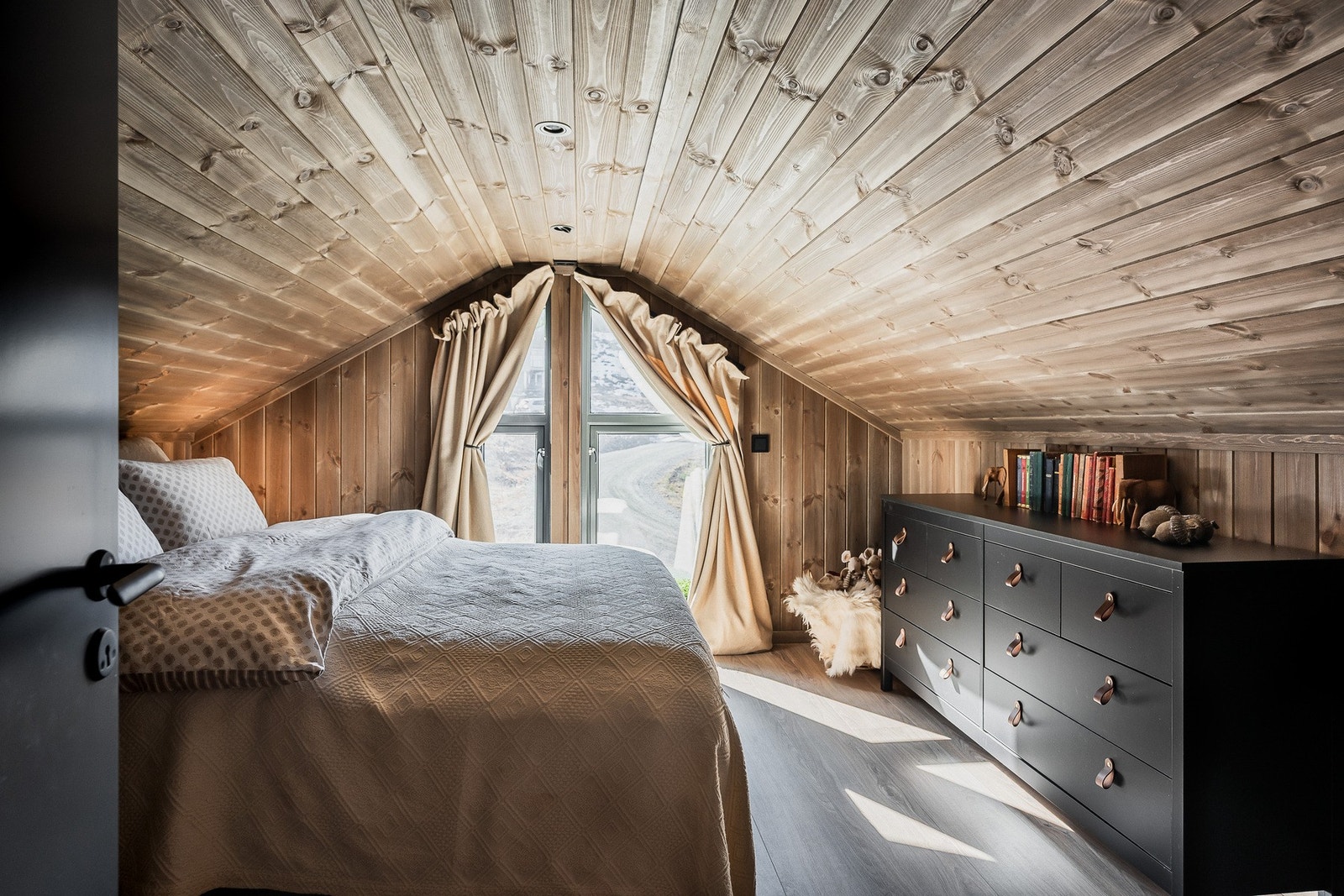 Det er plass til 10 sengeplasser totalt. Galleribilde