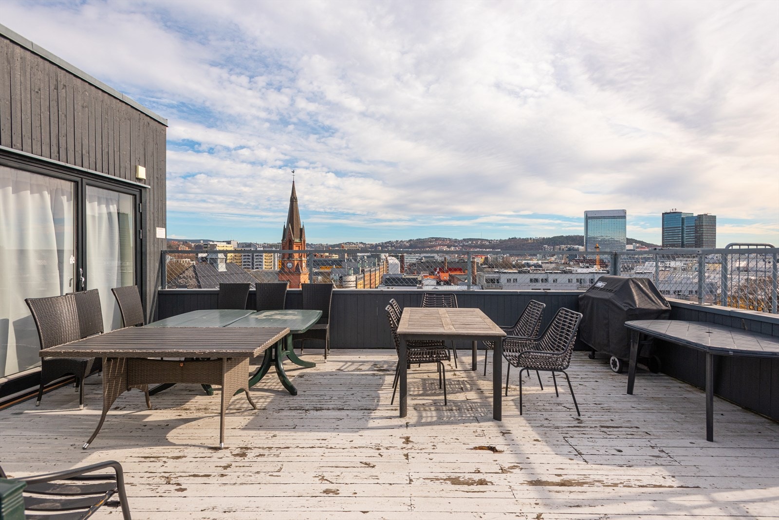 Du kan leie rommet på takterrassen for større selskap. Galleribilde