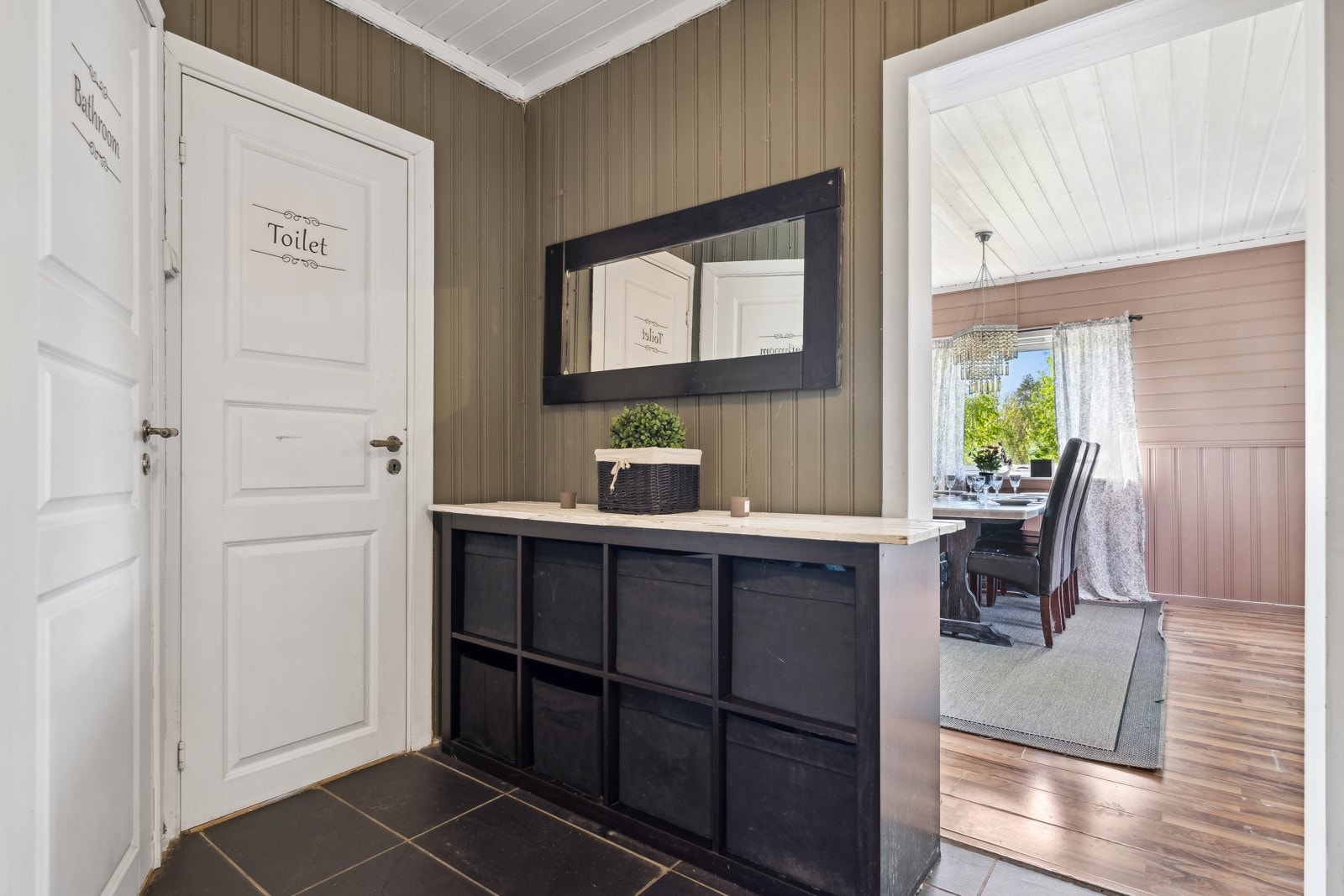 Inngangspartiet. Galleribilde