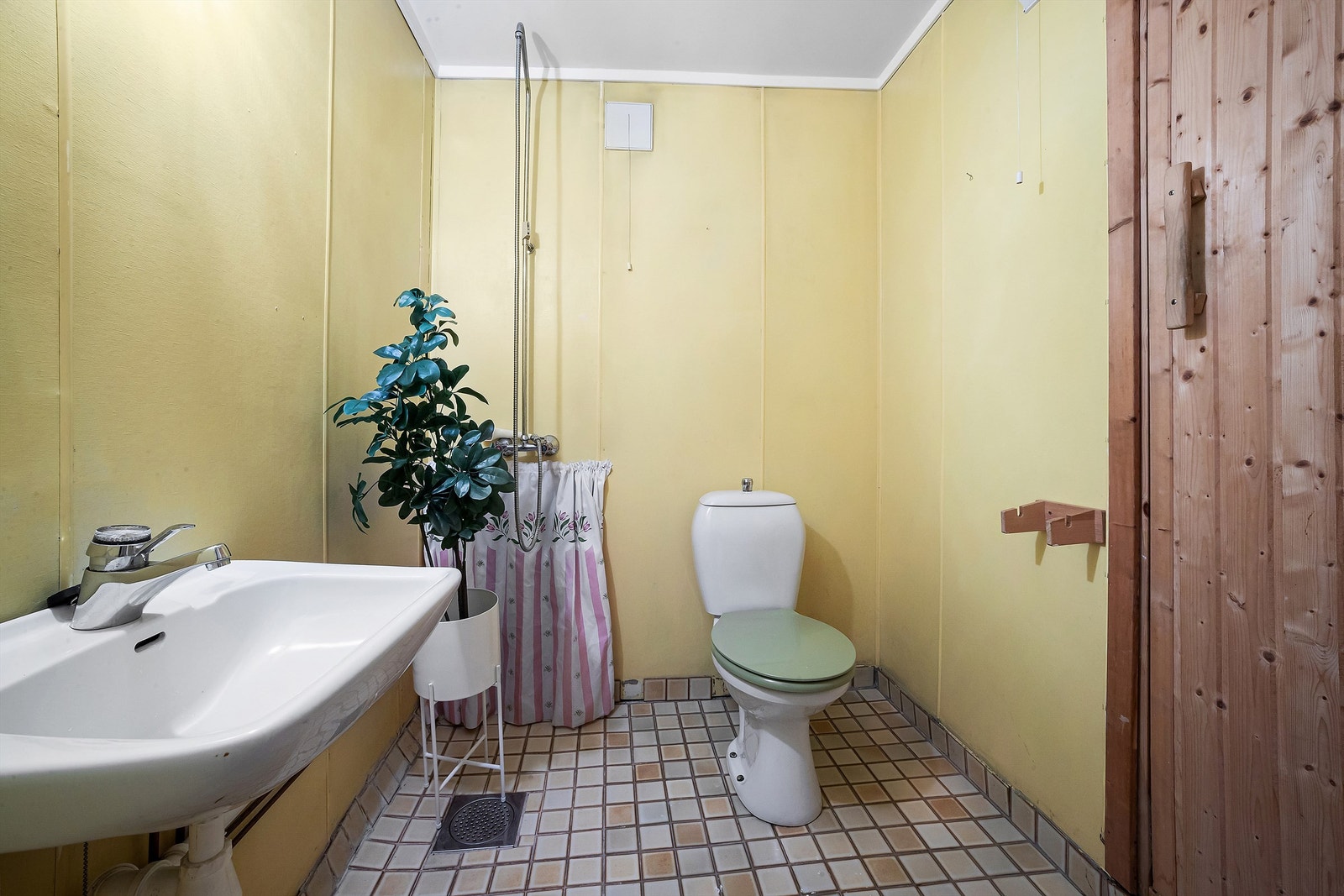 Bad fra byggeår med badstue Galleribilde