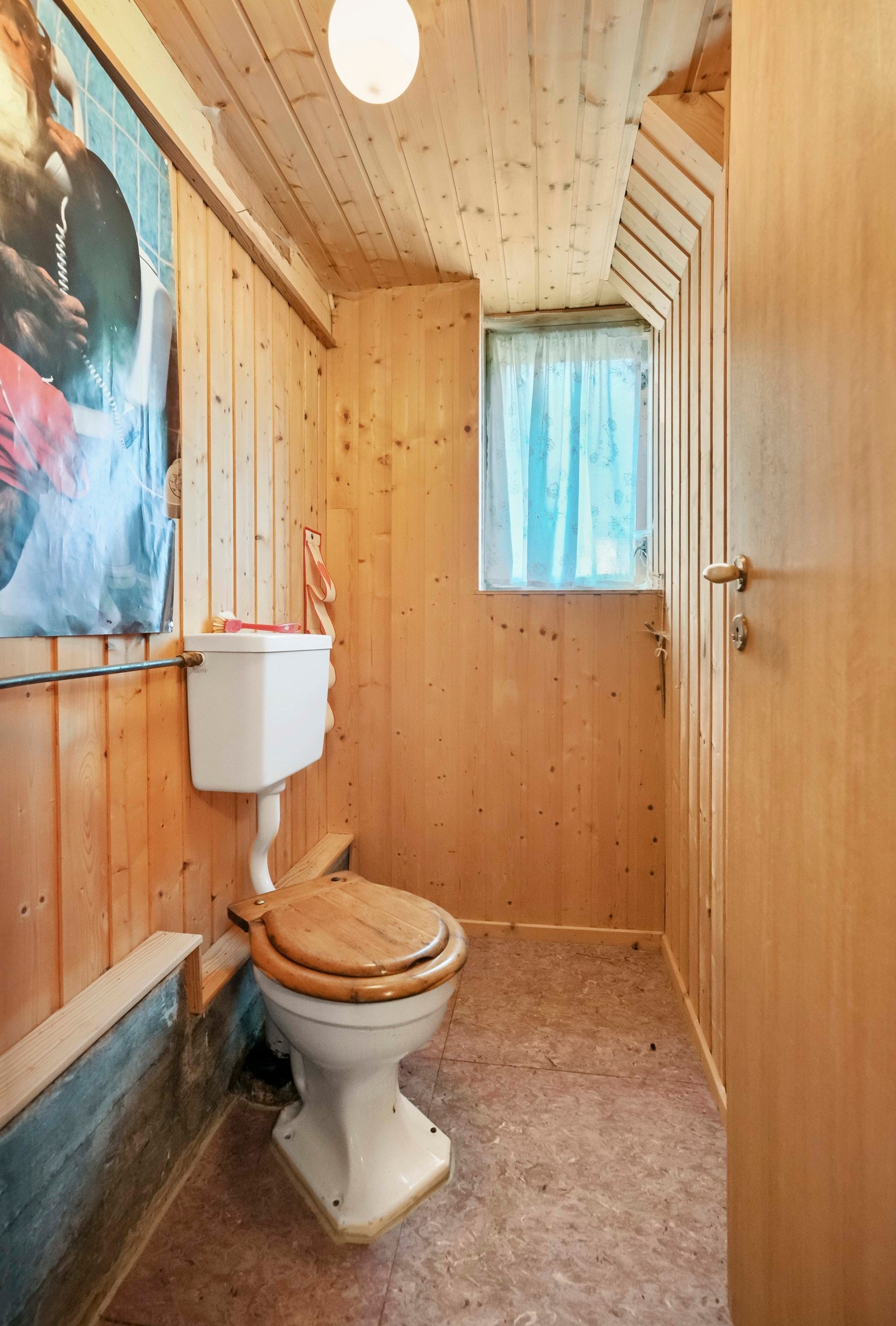 WC i kjelleren Galleribilde