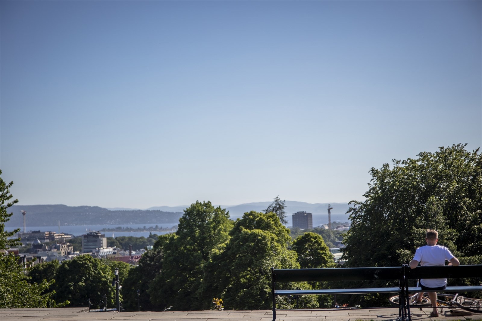 Fra benkene på St. Hanshaugen. Galleribilde