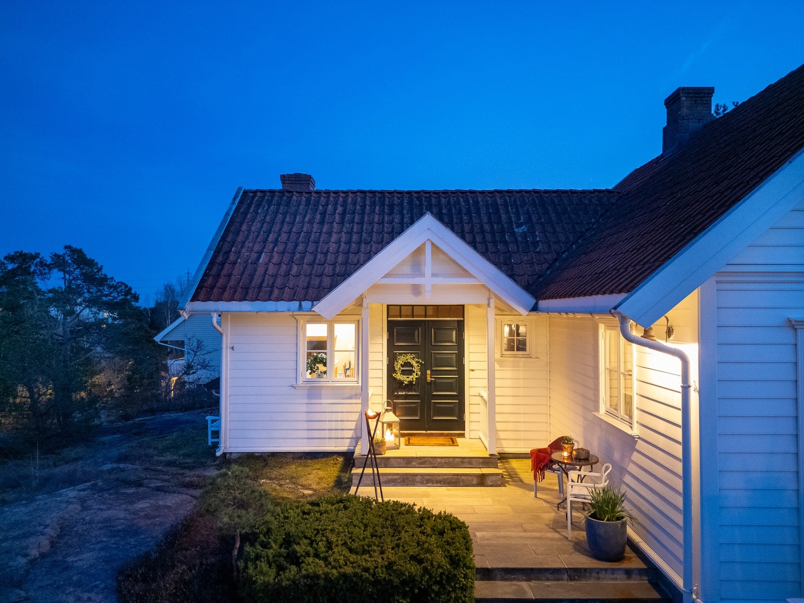 Boligen har gode håndverksmessige detaljer Galleribilde