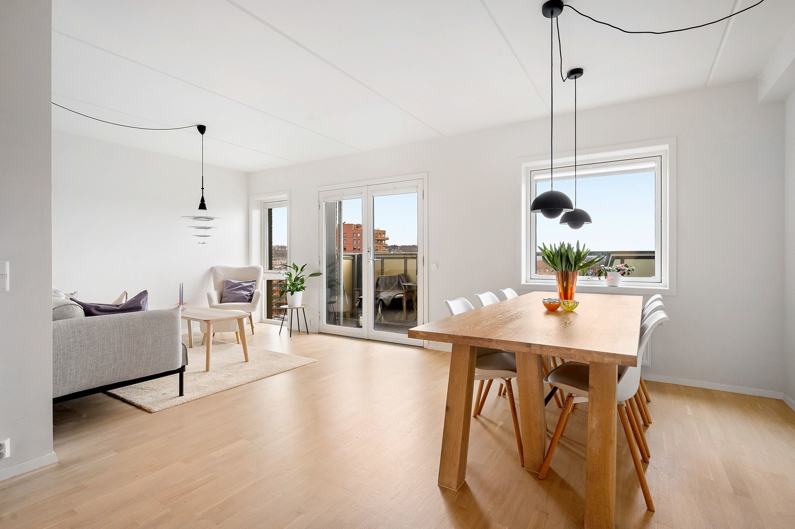 Velkommen til Sigurd Hoels vei 7- Presentert av Emir Resulbegovic i Privatmegleren Panorama Galleribilde