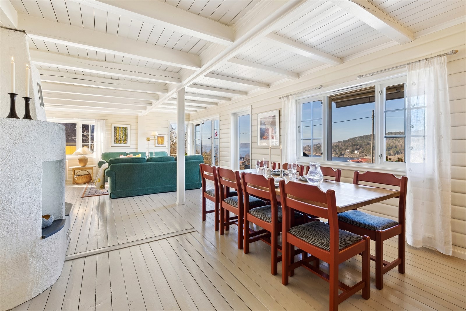 God plass til stor sittegruppe for hele familien! Galleribilde