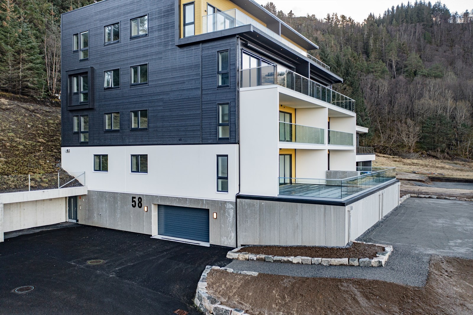 Fasade/uteområde Galleribilde