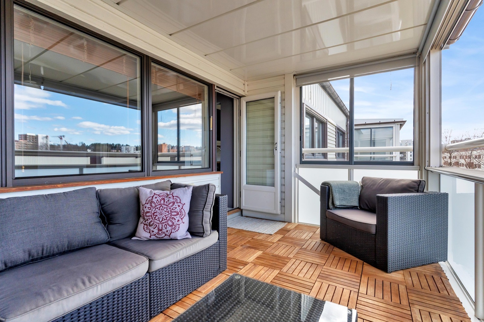 Her kan sommerhalvåret nytes i all slags vær. Galleribilde