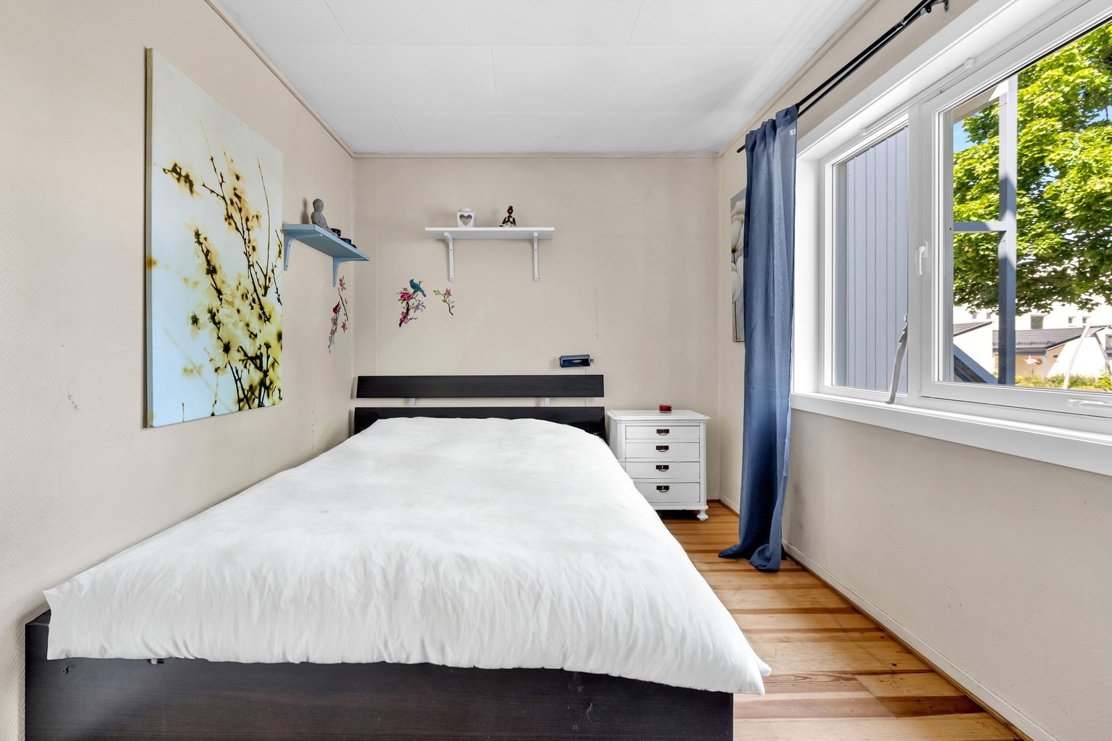 Leiligheten har 2 gode soverom. Galleribilde