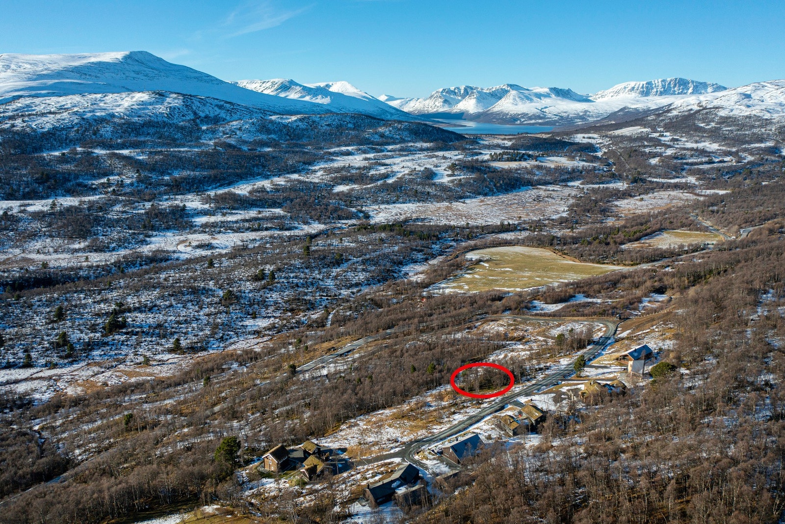 Flotte turområder i nærhet med oppkjørte skispor. Galleribilde