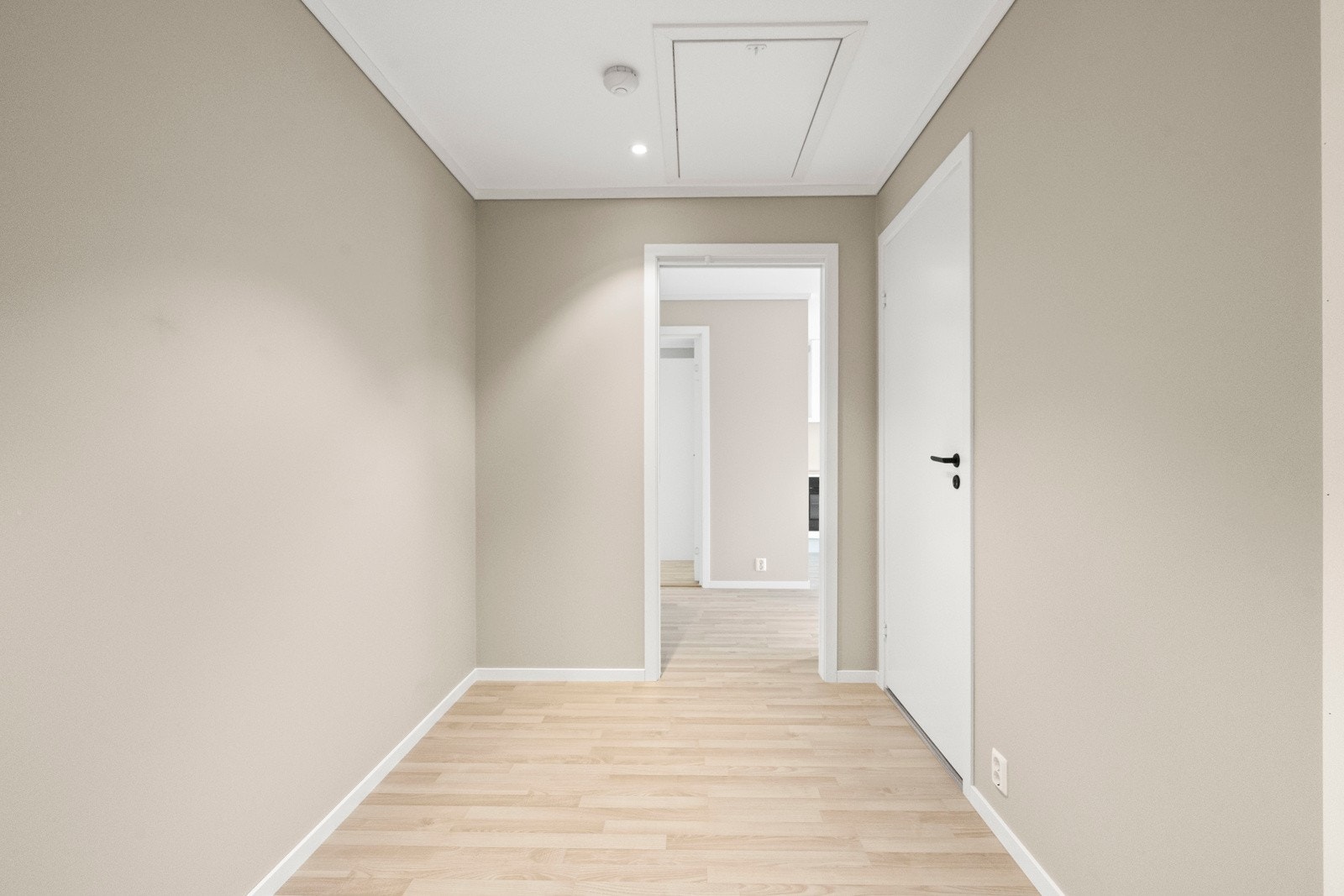 Entre / gang - velkommen inn! Galleribilde