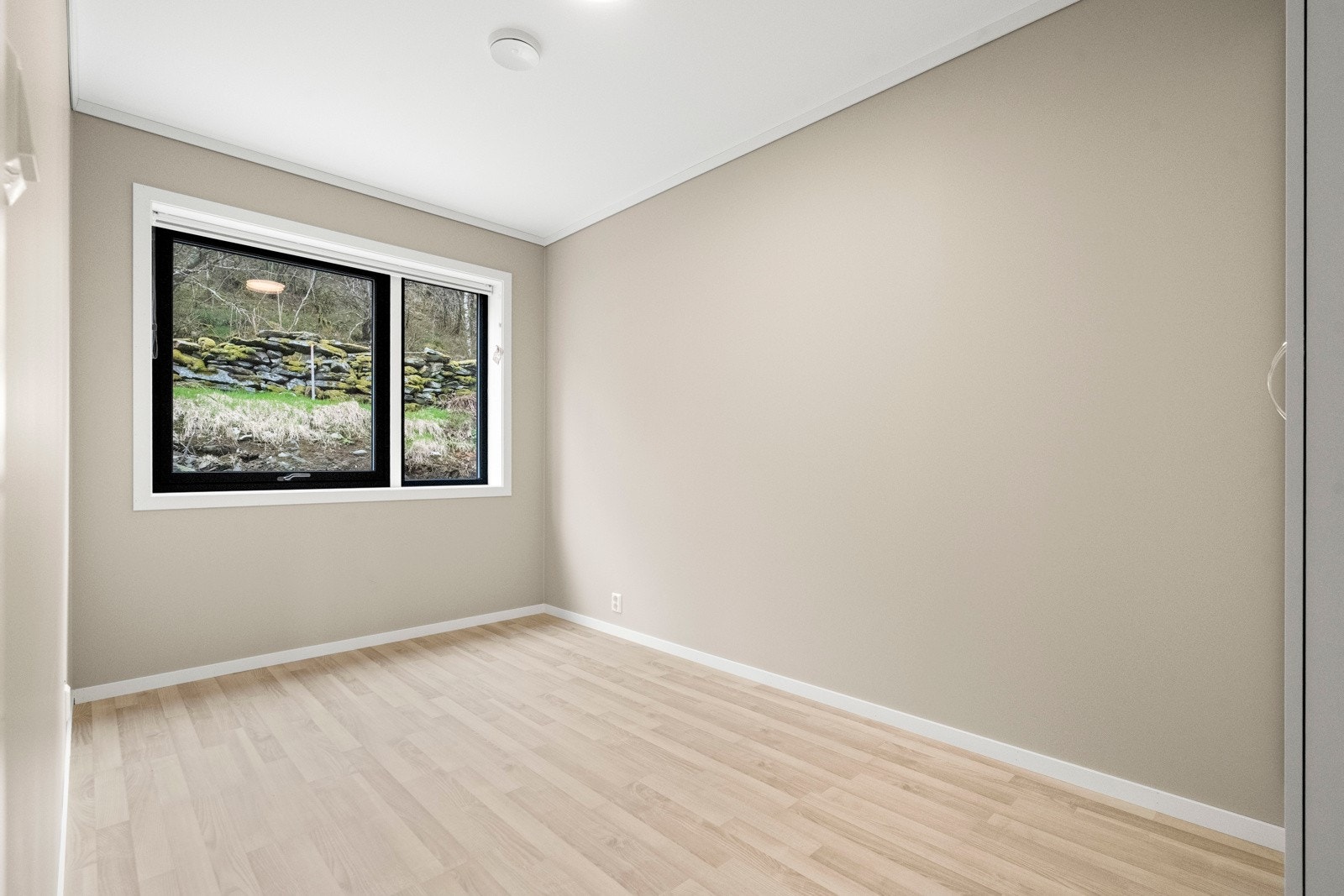 Soverom 1 av 2 Galleribilde