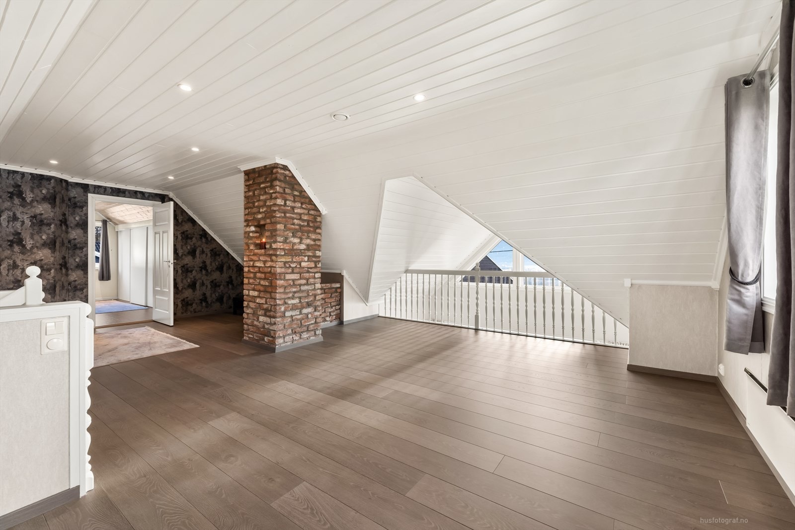 Innredet rom. Galleribilde
