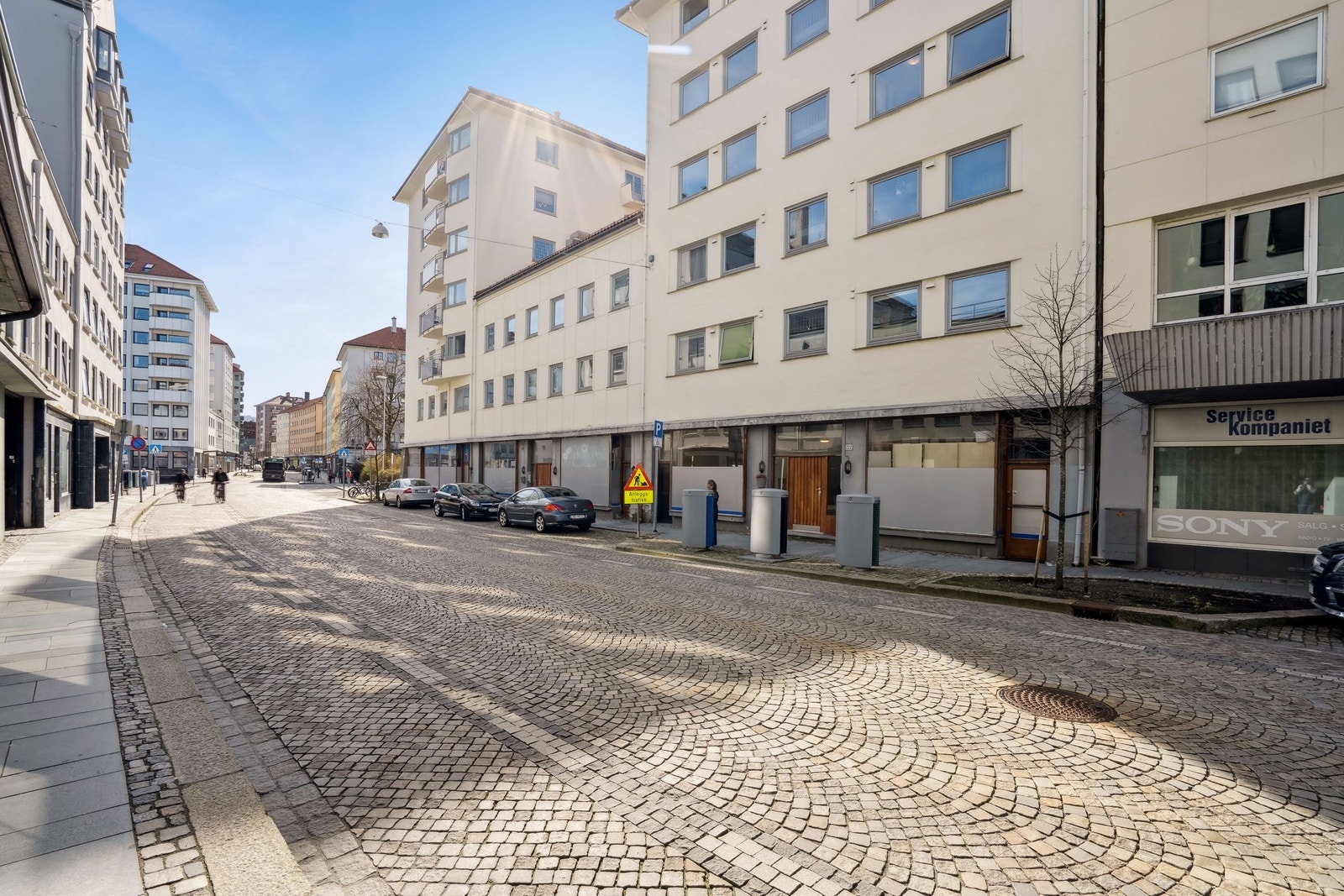 Rolig og flott gate utenfor. Galleribilde