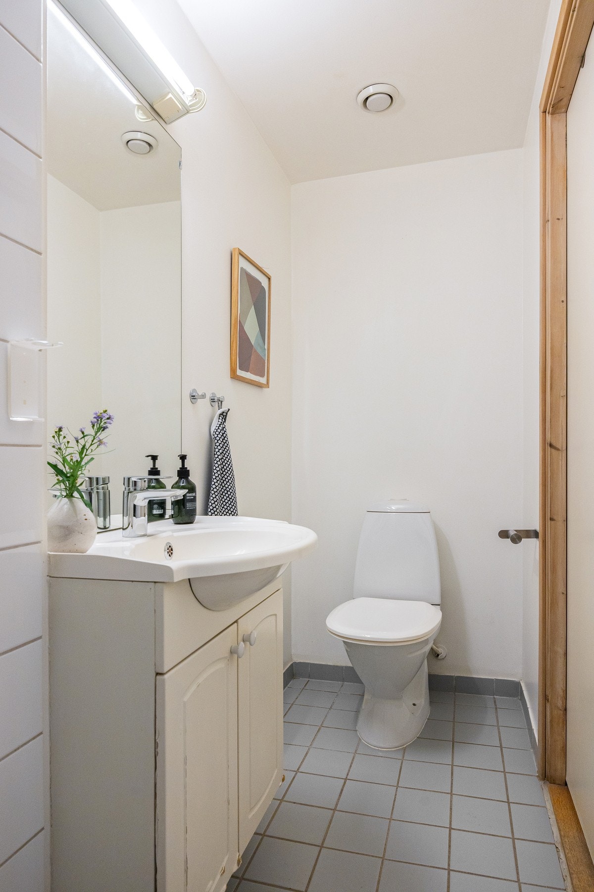 Badet har behagelige varmekabler i gulv. Galleribilde