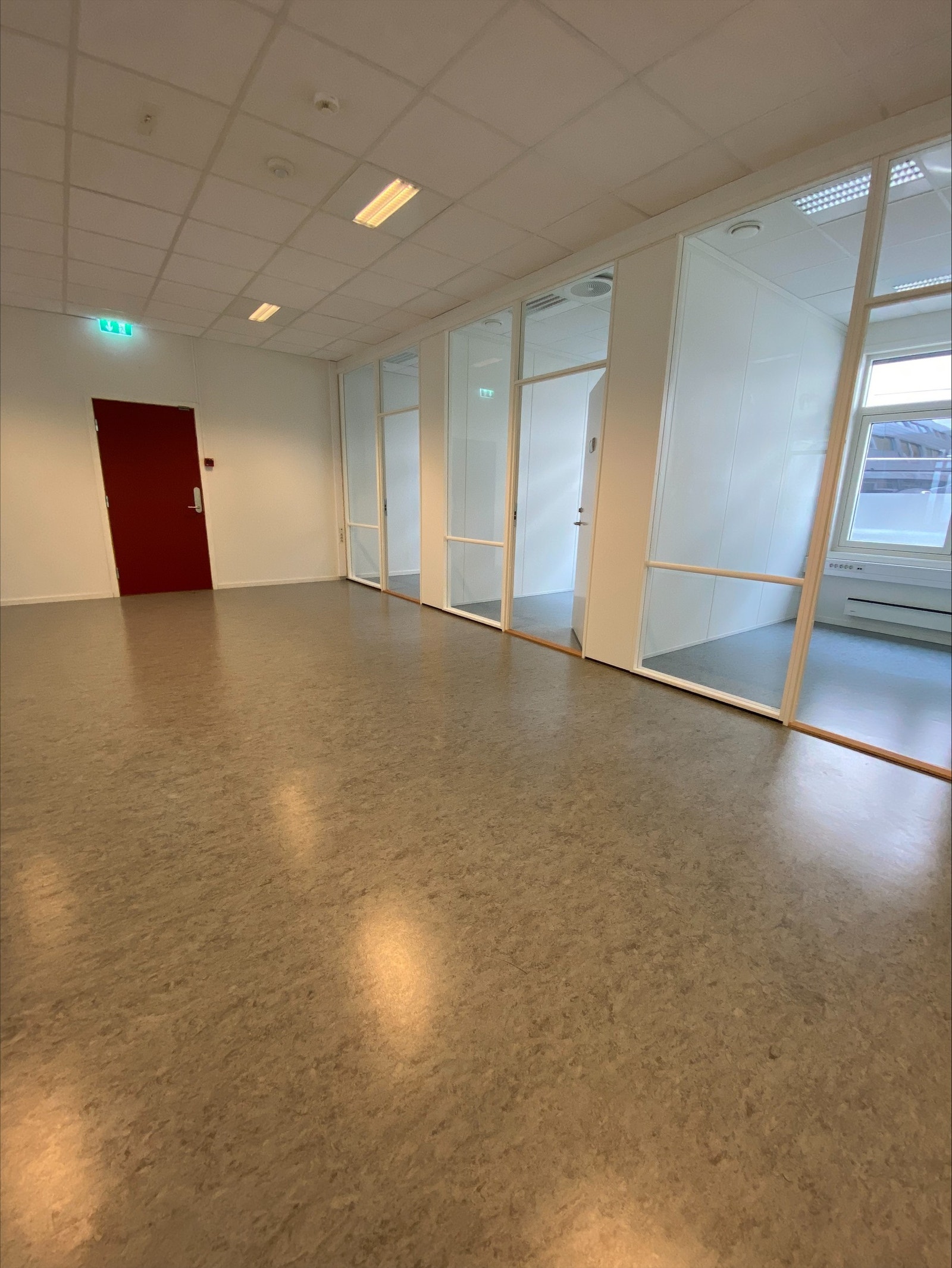 Inn til kontorer Galleribilde