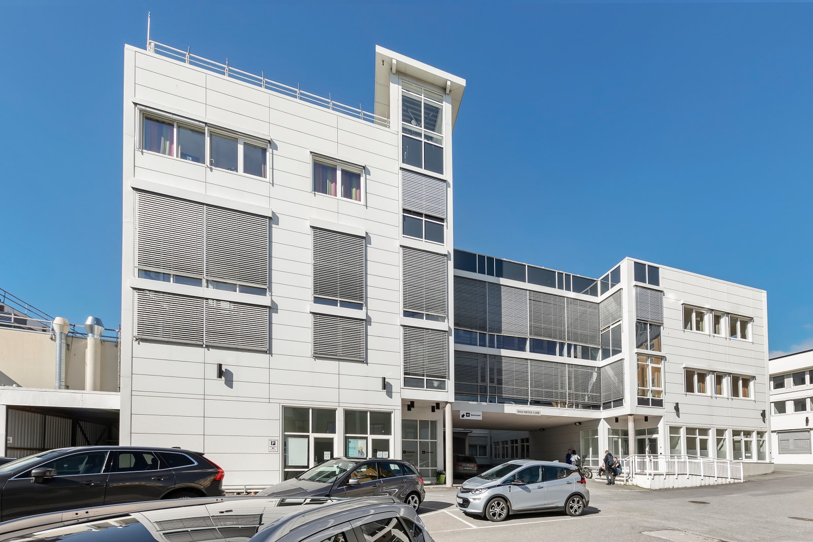 Ledige lokaler i 1. etasje i midt bygget Galleribilde