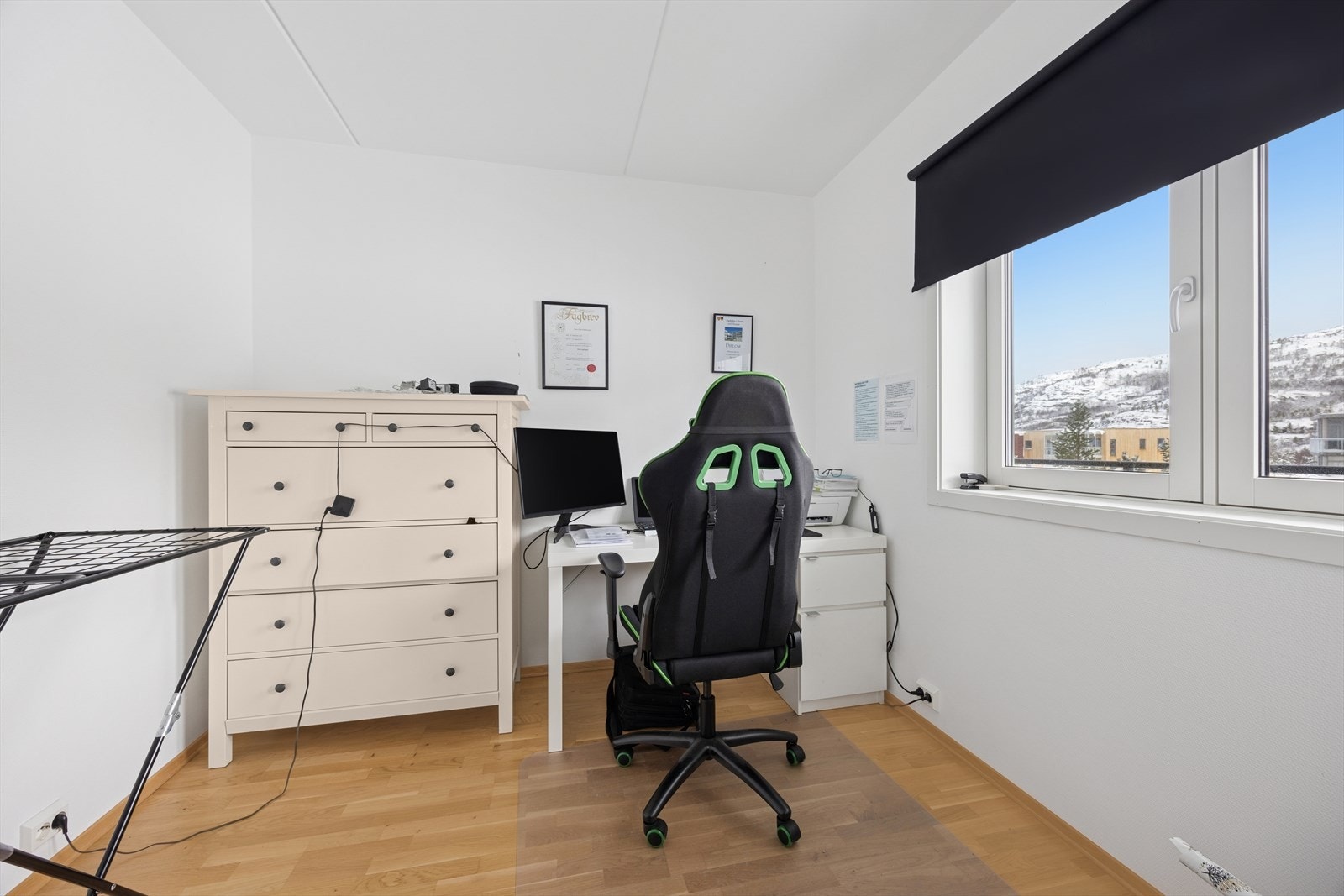 Soverom 2 er per i dag innredet som kontor. Galleribilde