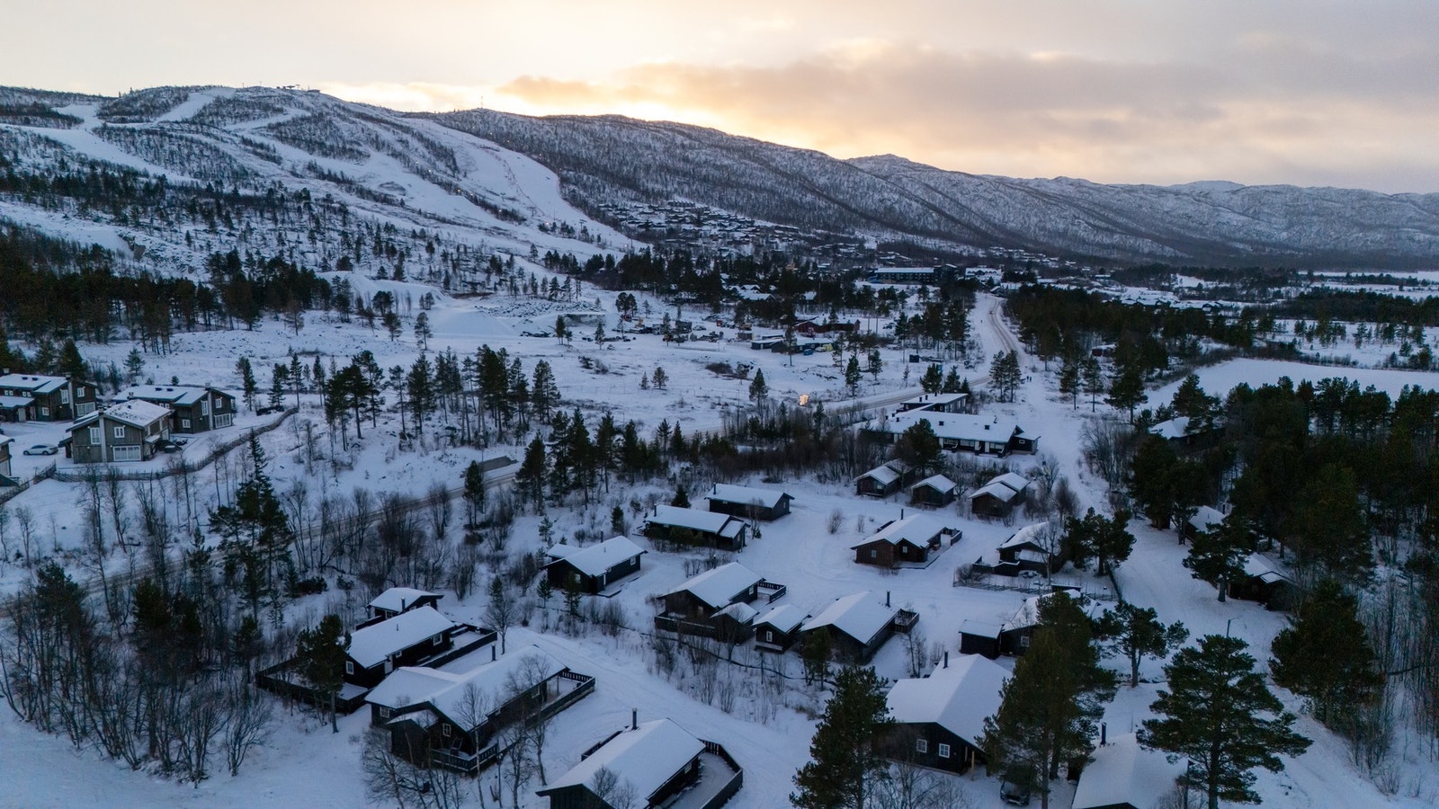 Solli hyttesameie ligger nærme SkiGeilo Vestlia, hvor ny heis og nytt barneområde vil komme enda nærmere! Galleribilde