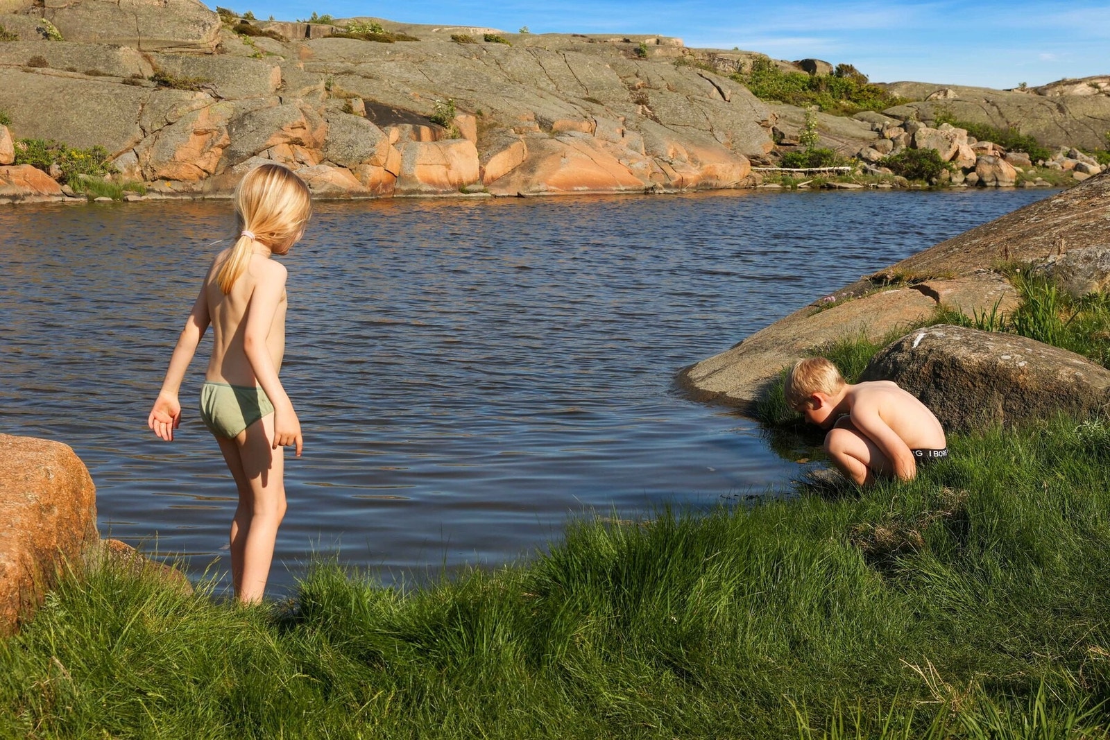 Fine svaberg og bademuligheter i området Galleribilde