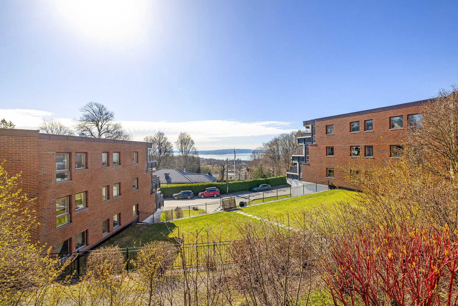 Sameiet har flotte, grønne fellesområder som er til stor glede for beboerne. Galleribilde