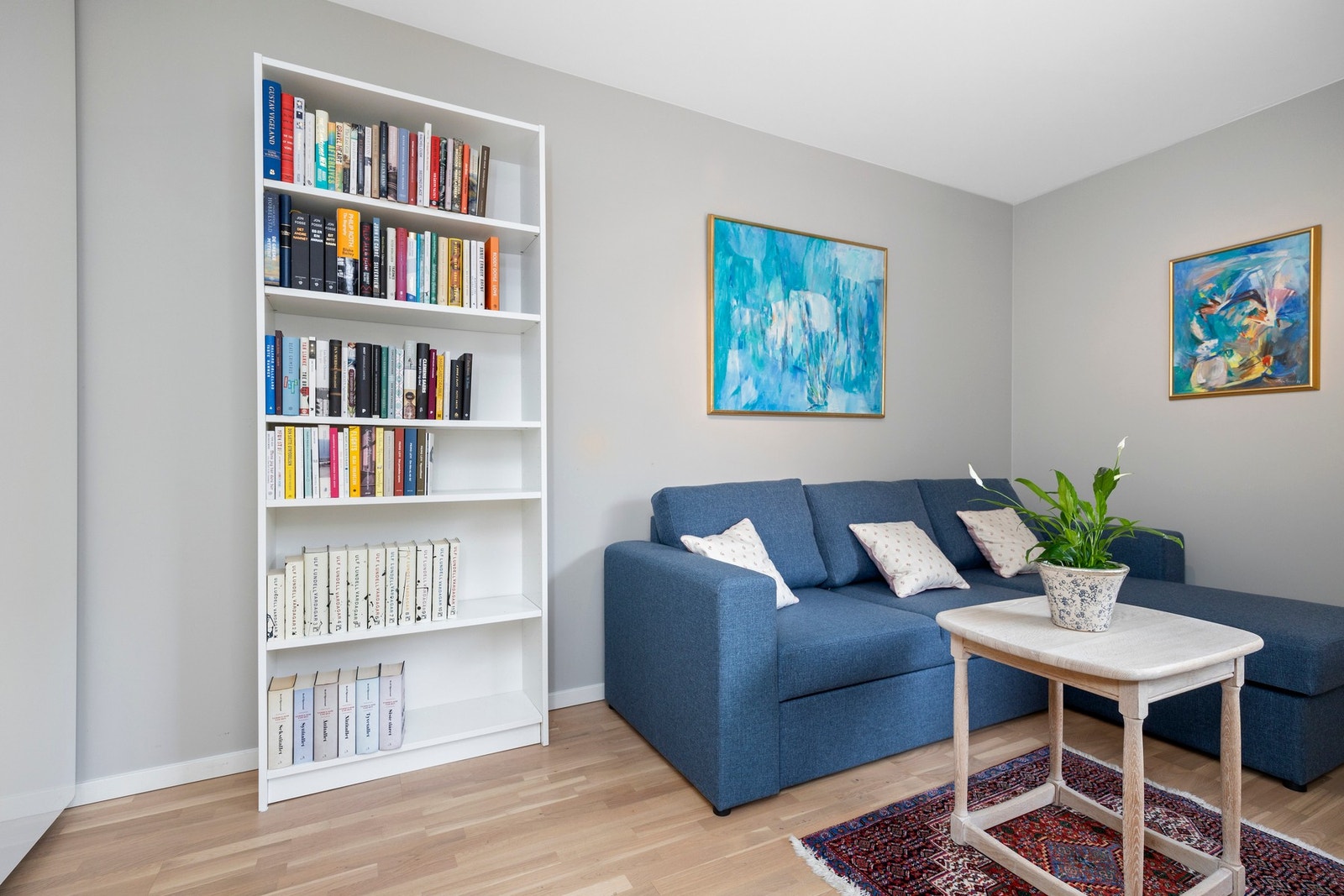 Soverom 3 er av fin størrelse og kan benyttes som kontor, gjesterom eller barnerom. Galleribilde