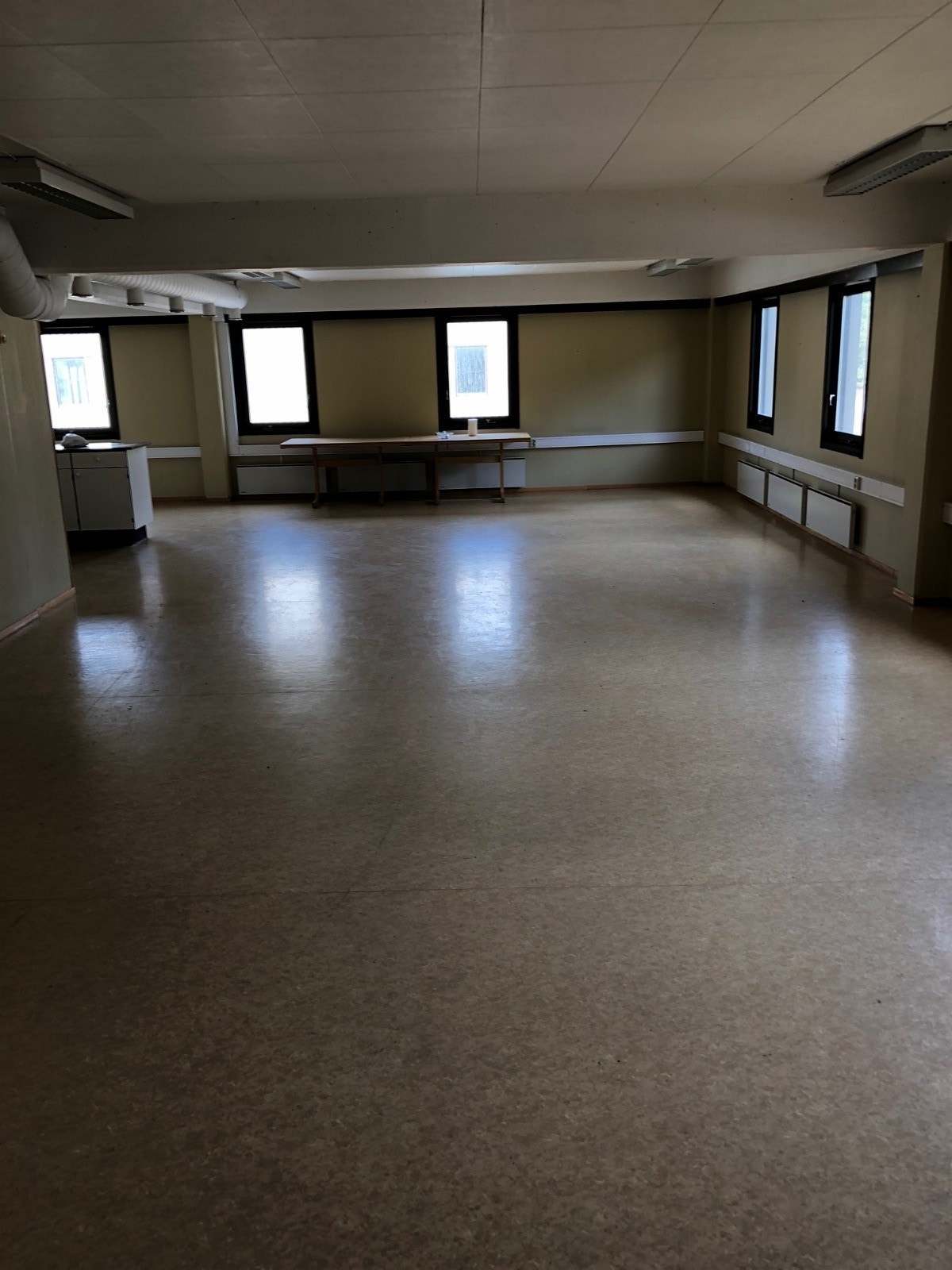 Kontor bygg 4 Galleribilde